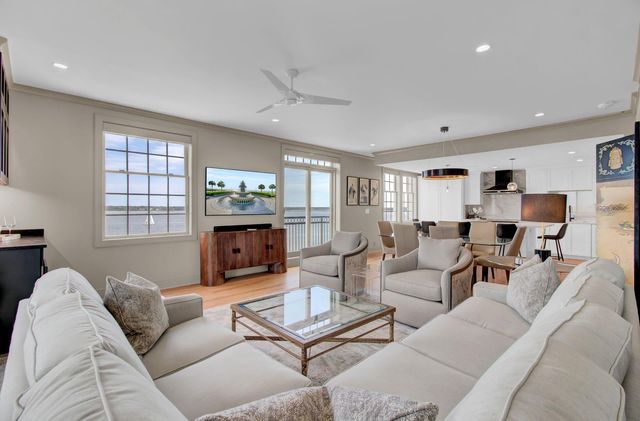 1 King Street Apt 607, Charleston, SC 29401