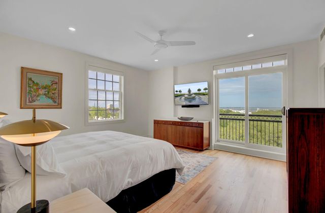 1 King Street Apt 607, Charleston, SC 29401