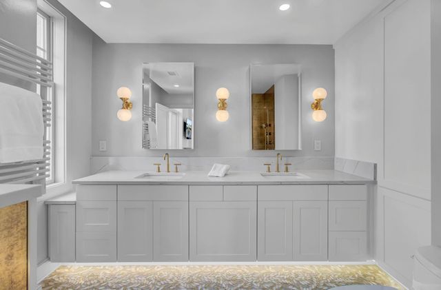 1 King Street Apt 607, Charleston, SC 29401