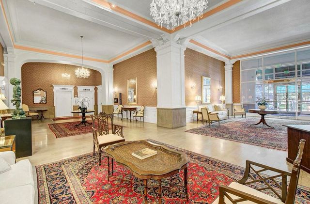 1 King Street Apt 607, Charleston, SC 29401