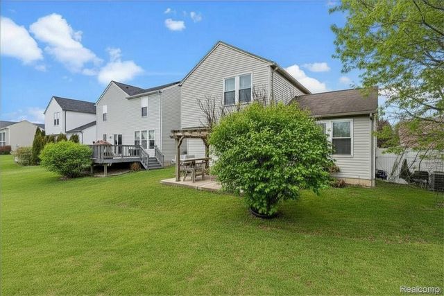10140 Fieldway Trail, Grand Blanc Charter Township, MI 48442