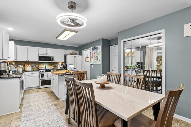 10140 Fieldway Trail, Grand Blanc Charter Township, MI 48442