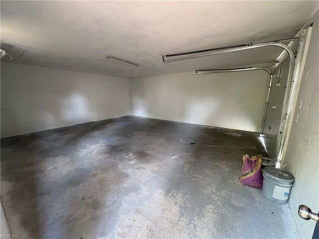 300 Dwight DR, Portsmouth, VA 23704