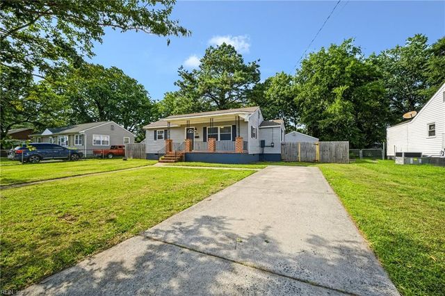 300 Dwight DR, Portsmouth, VA 23704