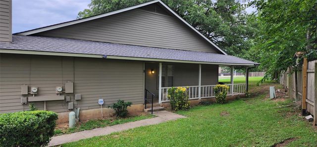 2605 W Stassney LN B, Austin, TX 78745