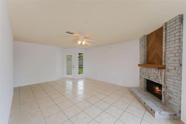 2605 W Stassney LN B, Austin, TX 78745