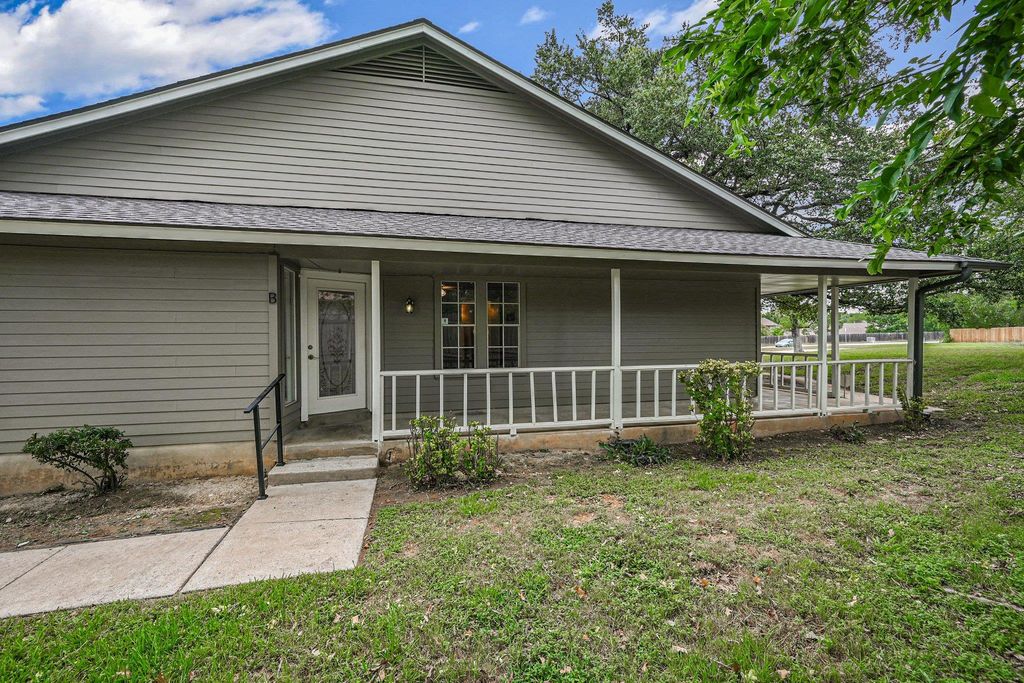2605 W Stassney LN B, Austin, TX 78745
