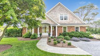 13A Brushy Neck Lane, Westhampton, NY 11977
