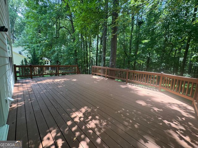 385 Tyson Circle, Roswell, GA 30076