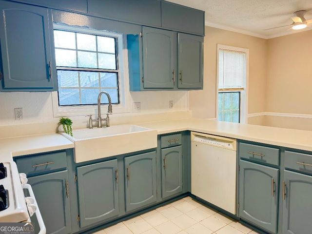385 Tyson Circle, Roswell, GA 30076