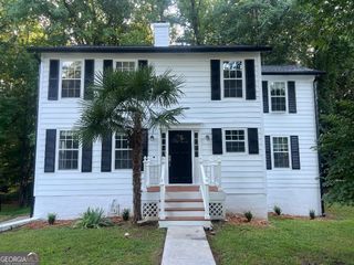 385 Tyson Circle, Roswell, GA 30076