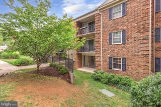 878 COLLEGE PKWY #104, Rockville, MD 20850