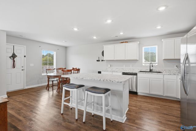 1643 Simmons Street SE, Cullman, AL 35055