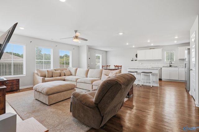 1643 Simmons Street SE, Cullman, AL 35055