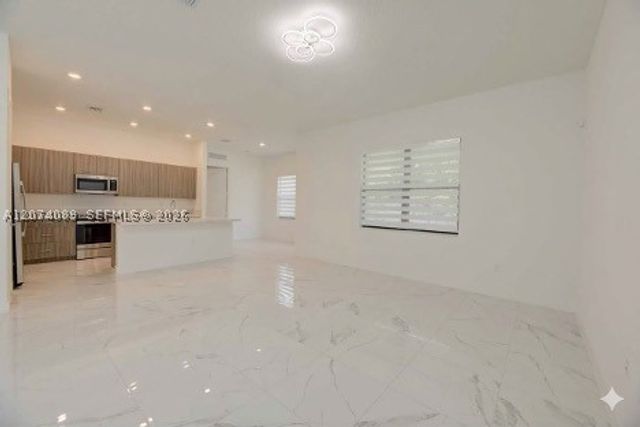 17552 SW 46th St 1, Miramar, FL 33029
