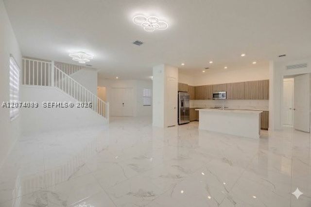 17552 SW 46th St 1, Miramar, FL 33029
