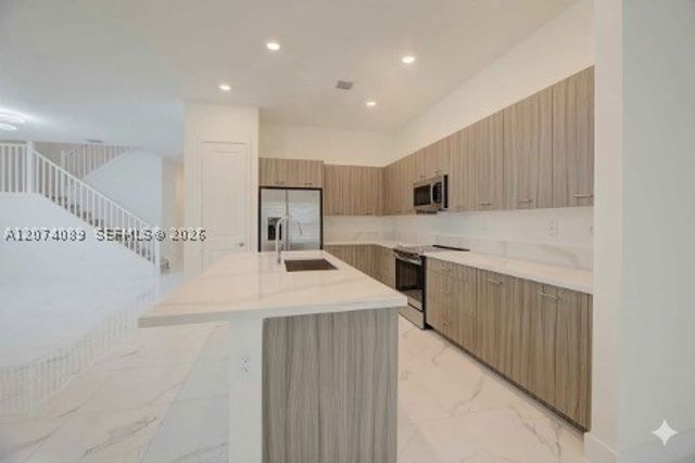 17552 SW 46th St 1, Miramar, FL 33029