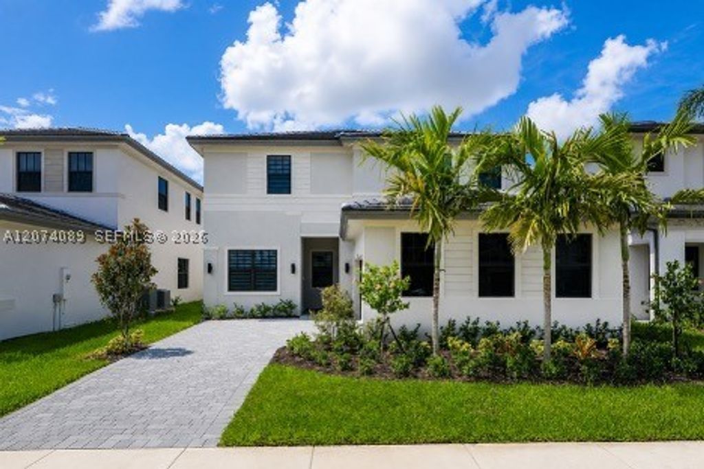 17552 SW 46th St 1, Miramar, FL 33029