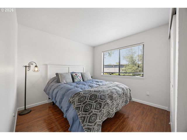 10220 Se TALBERT St, Clackamas, OR 97015