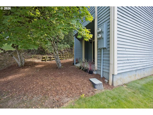 10220 Se TALBERT St, Clackamas, OR 97015
