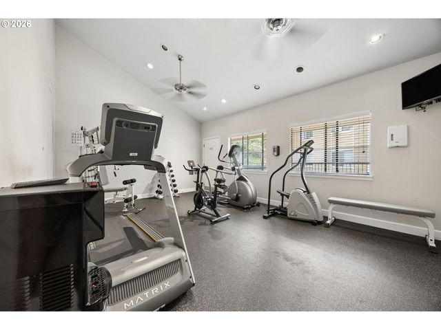 10220 Se TALBERT St, Clackamas, OR 97015
