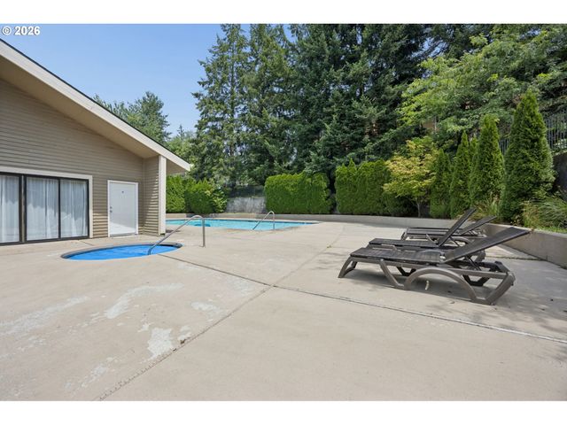 10220 Se TALBERT St, Clackamas, OR 97015