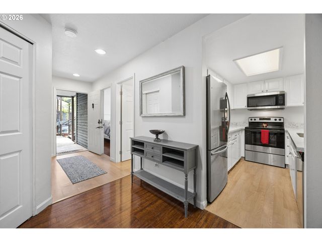 10220 Se TALBERT St, Clackamas, OR 97015
