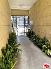 924 N Curson Avenue 4, West Hollywood, CA 90046