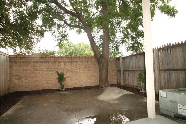 3635 Garden Brook Drive 20300, Farmers Branch, TX 75234
