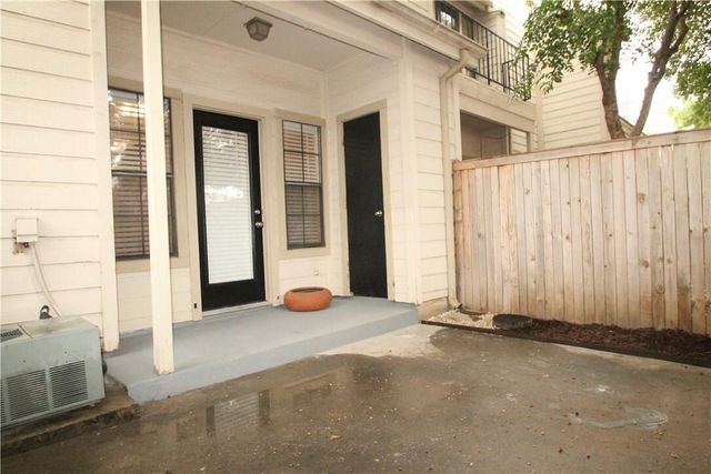 3635 Garden Brook Drive 20300, Farmers Branch, TX 75234