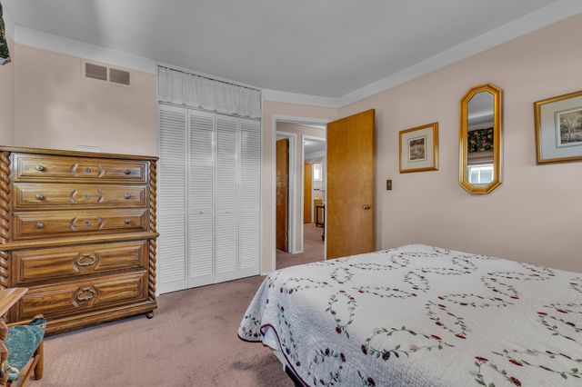 15226 Cook Street, Southgate, MI 48195