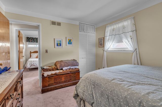 15226 Cook Street, Southgate, MI 48195