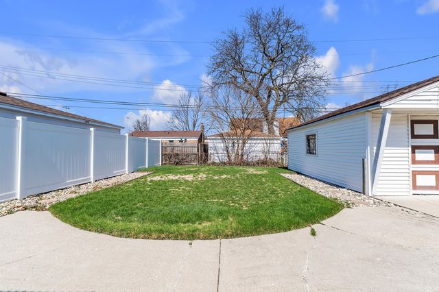 15226 Cook Street, Southgate, MI 48195
