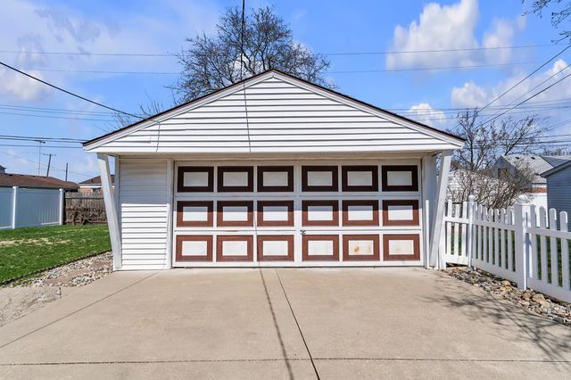 15226 Cook Street, Southgate, MI 48195