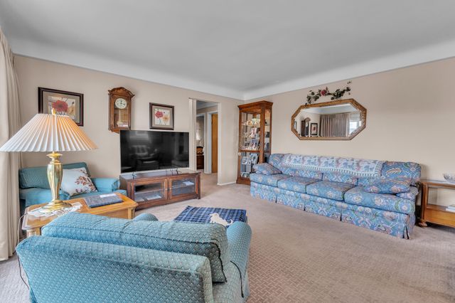 15226 Cook Street, Southgate, MI 48195