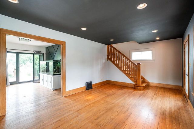 814 Buena Vista AVENUE, Waukesha, WI 53188