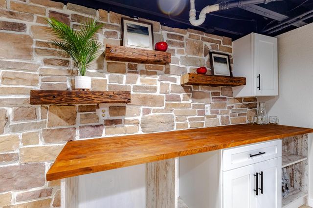 5709 N 93rd STREET, Milwaukee, WI 53225