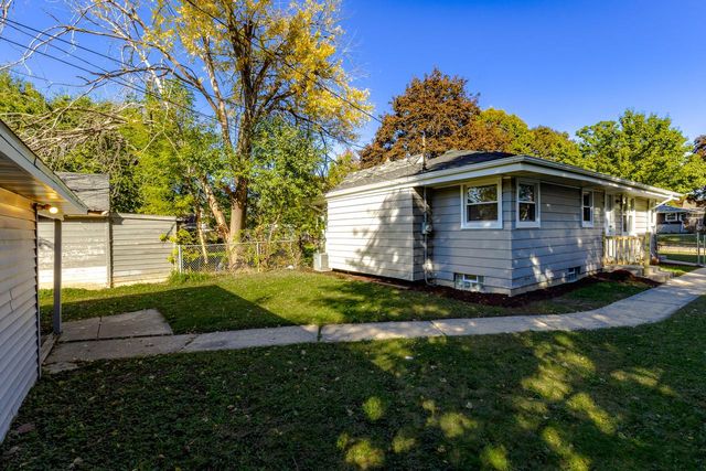 5709 N 93rd STREET, Milwaukee, WI 53225