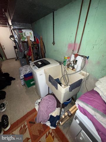 7651 WYNDALE AVE, Philadelphia, PA 19151