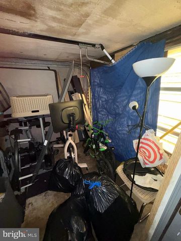 7651 WYNDALE AVE, Philadelphia, PA 19151