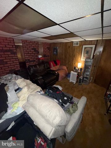 7651 WYNDALE AVE, Philadelphia, PA 19151