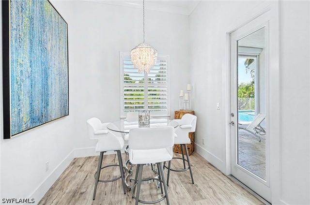 1114 6th LN N, Naples, FL 34102