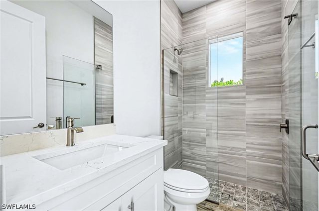 1114 6th LN N, Naples, FL 34102