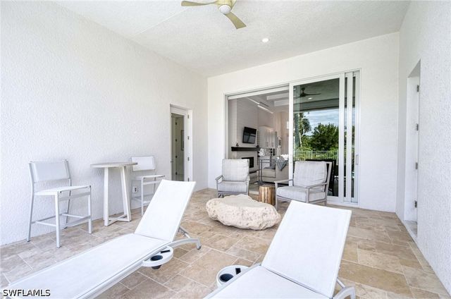 1114 6th LN N, Naples, FL 34102