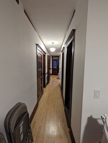 1133 N Winchester Avenue 2F, Chicago, IL 60622