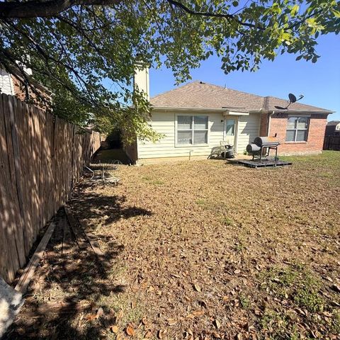1603 Lakeside Drive, Glenn Heights, TX 75154