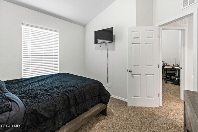 11288 SANTA BARBARA, Socorro, TX 79927