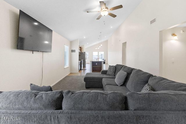 11288 SANTA BARBARA, Socorro, TX 79927