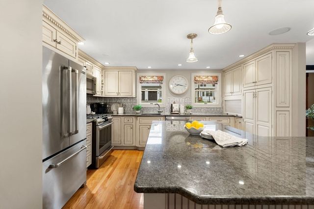 147 Charlton Street, Arlington, MA 02174