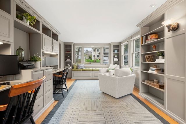 147 Charlton Street, Arlington, MA 02174